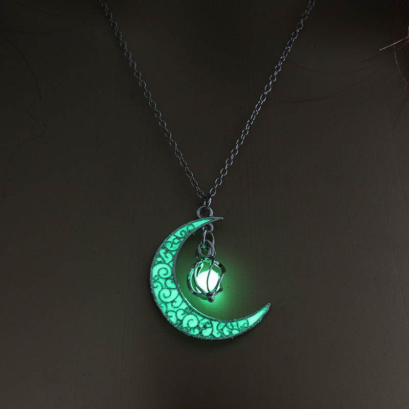Luminous Glow Pendant Necklace – Silver Plated