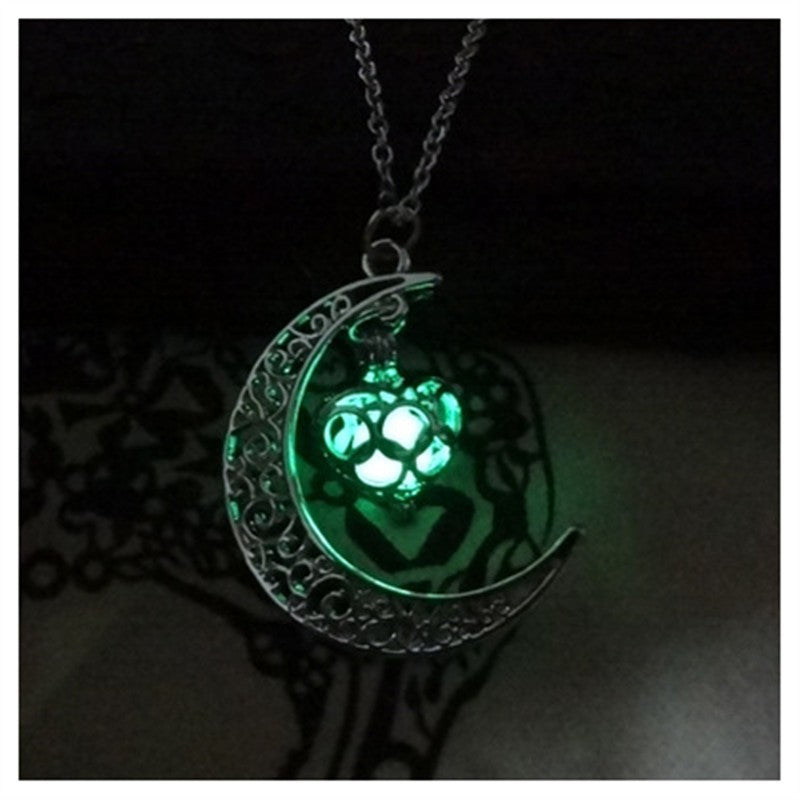 Luminous Glow Pendant Necklace – Silver Plated