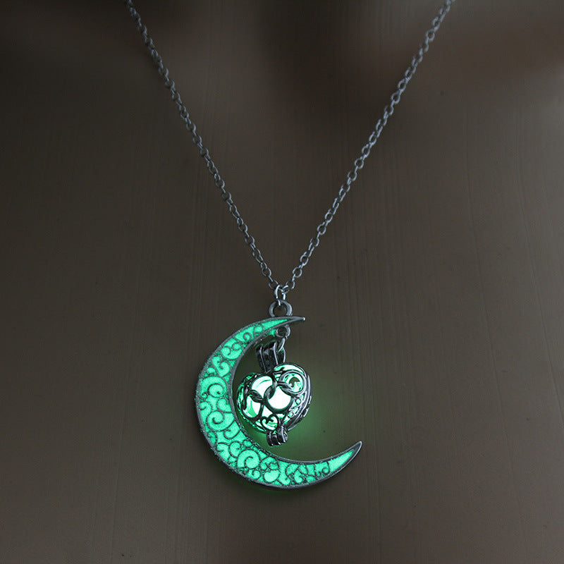 Luminous Glow Pendant Necklace – Silver Plated